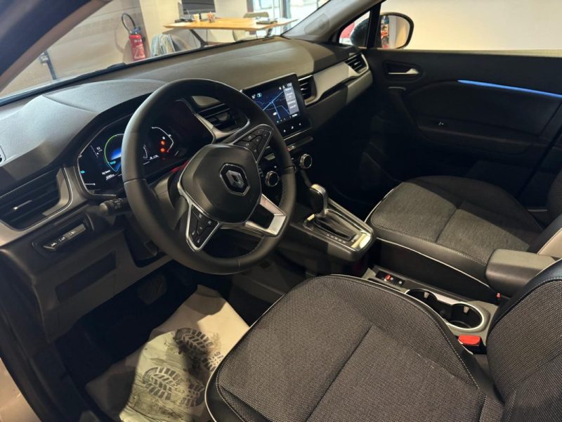 RENAULT CAPTUR 1.6 E-TECH 145CH INTENS / 1ERE MAIN / ENTRETIEN RENAULT COMPLET  2022