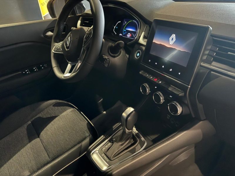 RENAULT CAPTUR 1.6 E-TECH 145CH INTENS / 1ERE MAIN / ENTRETIEN RENAULT COMPLET  2022