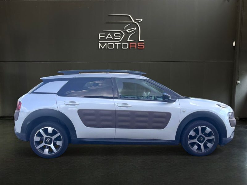 CITROEN C4 CACTUS 1.6 E-HDI 92 SHINE ETG6 - GARANTIE