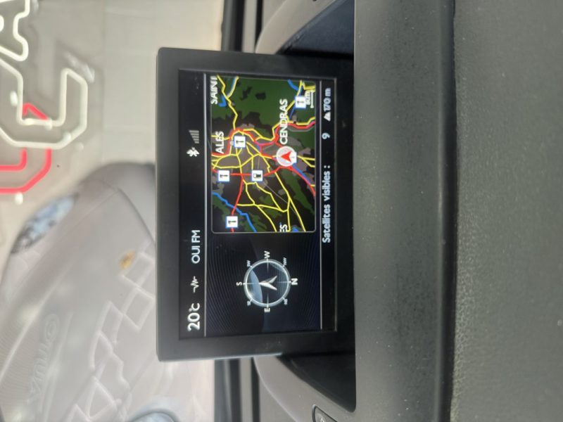 PEUGEOT 5008 1.6 HDI 115 ALLURE 2015