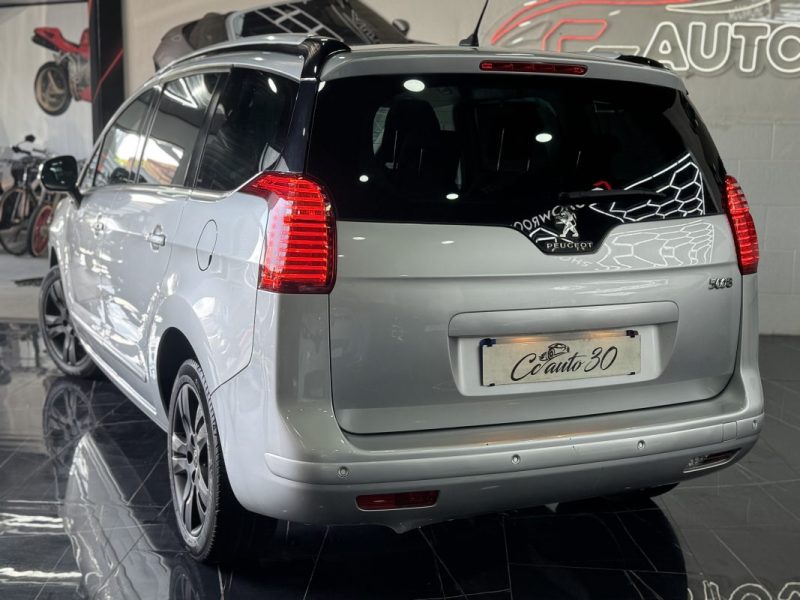 PEUGEOT 5008 1.6 HDI 115 ALLURE 2015