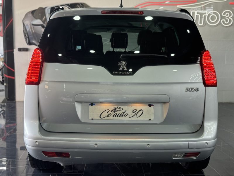 PEUGEOT 5008 1.6 HDI 115 ALLURE 2015