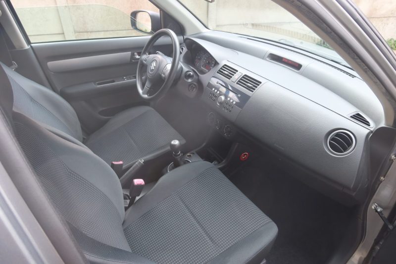 SUZUKI SWIFT 1.3 VVT GLX 2007