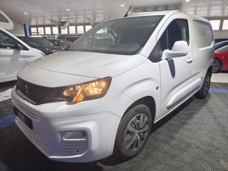PEUGEOT PEUGEOT PARTNER 1.5 BLUEHDI 130 CV - BOITE AUTOMATIQUE EAT 8 - HISTORIQUE D\'ENTRETIEN - 1.5 BLUEHDI 130 CV  S&S PREMIUM EAT8 , ENTRETIEN OK , CAMERA DE RECUL , BVA 2021