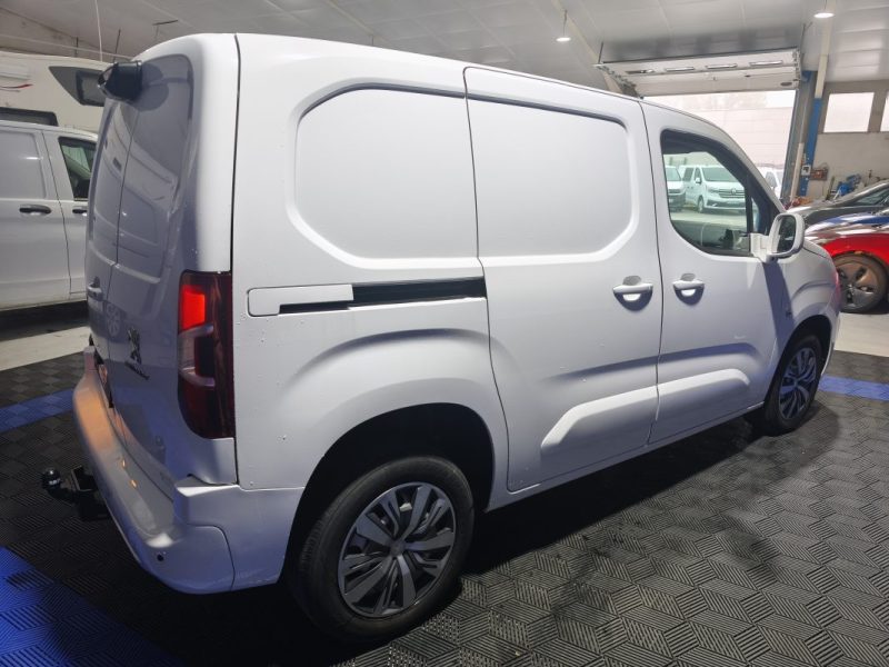 PEUGEOT PEUGEOT PARTNER 1.5 BLUEHDI 130 CV - BOITE AUTOMATIQUE EAT 8 - HISTORIQUE D\'ENTRETIEN - 1.5 BLUEHDI 130 CV  S&S PREMIUM EAT8 , ENTRETIEN OK , CAMERA DE RECUL , BVA 2021