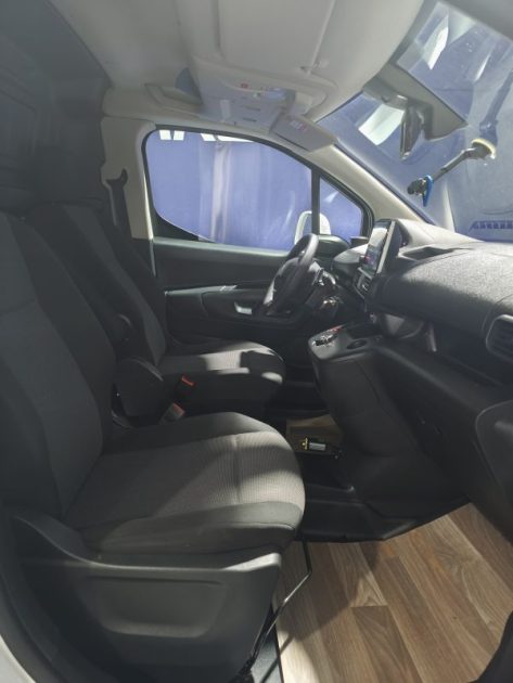 PEUGEOT PEUGEOT PARTNER 1.5 BLUEHDI 130 CV - BOITE AUTOMATIQUE EAT 8 - HISTORIQUE D\'ENTRETIEN - 1.5 BLUEHDI 130 CV  S&S PREMIUM EAT8 , ENTRETIEN OK , CAMERA DE RECUL , BVA 2021