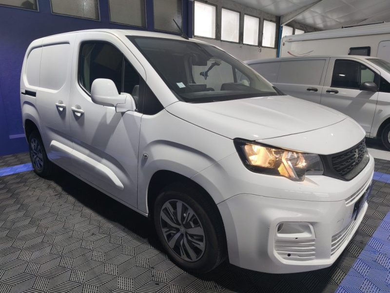 PEUGEOT PEUGEOT PARTNER 1.5 BLUEHDI 130 CV - BOITE AUTOMATIQUE EAT 8 - HISTORIQUE D\'ENTRETIEN - 1.5 BLUEHDI 130 CV  S&S PREMIUM EAT8 , ENTRETIEN OK , CAMERA DE RECUL , BVA 2021