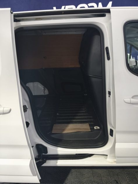 PEUGEOT PEUGEOT PARTNER 1.5 BLUEHDI 130 CV - BOITE AUTOMATIQUE EAT 8 - HISTORIQUE D\'ENTRETIEN - 1.5 BLUEHDI 130 CV  S&S PREMIUM EAT8 , ENTRETIEN OK , CAMERA DE RECUL , BVA 2021