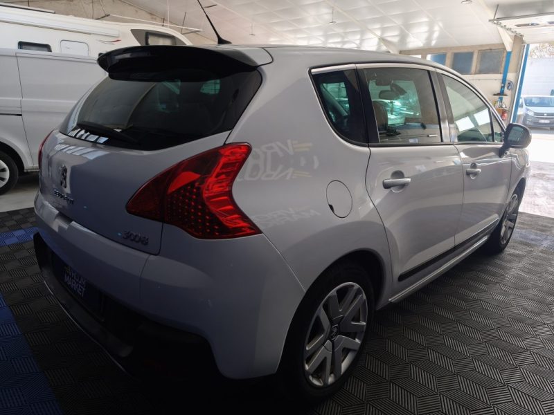 PEUGEOT PEUGEOT 3008 2.0 HYBRIDE DIESEL 163 CV - FINITION FELINE - BOITE AUTOMATIQUE  2.0 HDI HYBRIDE DIESEL 163 CV FELINE ,  BOITE AUTOMATIQUE , DIESEL 2012