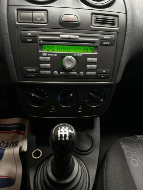 FORD FIESTA 5 1.4 TDCI 70 CV AMBIENTE 2007