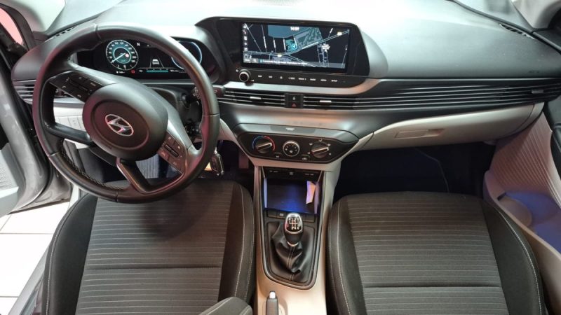 HYUNDAI I 20 BERLINE 1.0 100ch 48V BUSINESS/1 ERE MAIN/EXPORT ALGERIE TUNISIE 12490 HT
