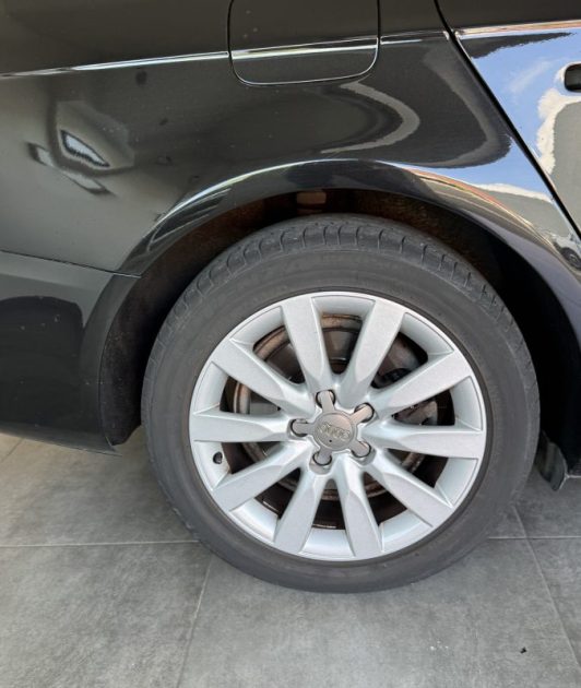 AUDI A4 2.0 TDI 143CH DPF AMBIENTE 2011