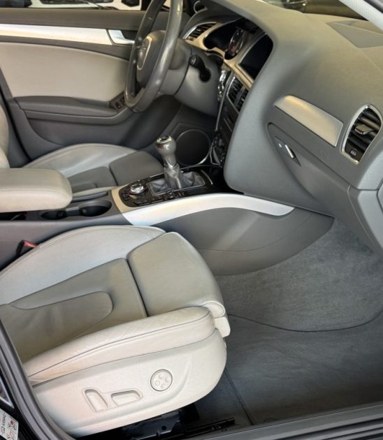 AUDI A4 2.0 TDI 143CH DPF AMBIENTE 2011