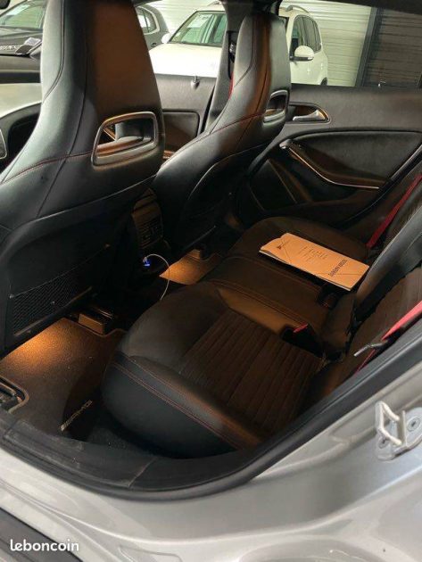 MERCEDES BENZ CLASSE GLA 45 AMG 4MATIC SPEEDSHIFT DCT 2015