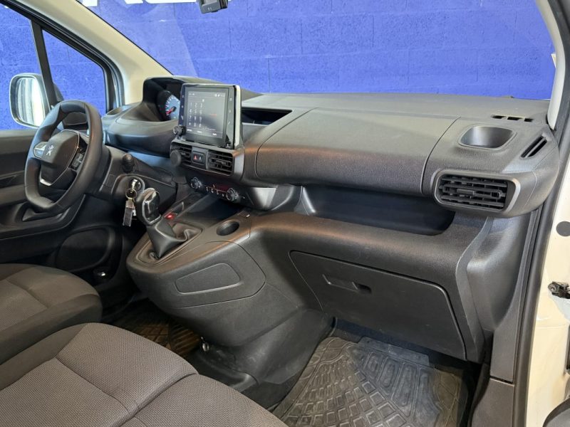 PEUGEOT PARTNER 1.6 BLUEHDI 100CH ASPHALT (STANDARD 650KG) - Apple CarPlay - Caméra de recul
