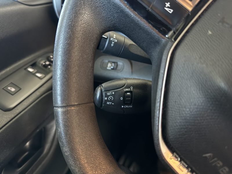 PEUGEOT PARTNER 1.6 BLUEHDI 100CH ASPHALT (STANDARD 650KG) - Apple CarPlay - Caméra de recul