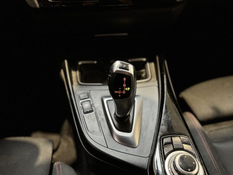 BMW SERIE 1 F20 116D 116 ch SPORT BVA 8 - SUIVI D ENTRETIEN COMPLET