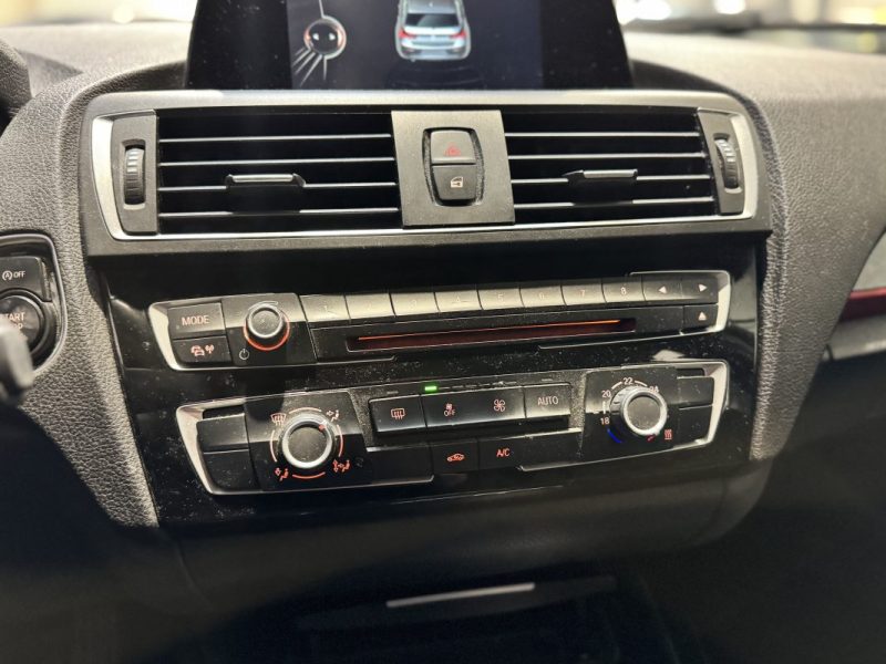 BMW SERIE 1 F20 116D 116 ch SPORT BVA 8 - SUIVI D ENTRETIEN COMPLET