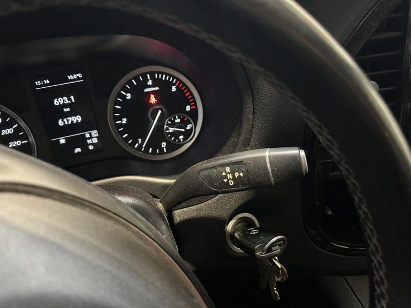 MERCEDES VITO 119 CDI Mixto Compact Select 4x4 9G-Tronic