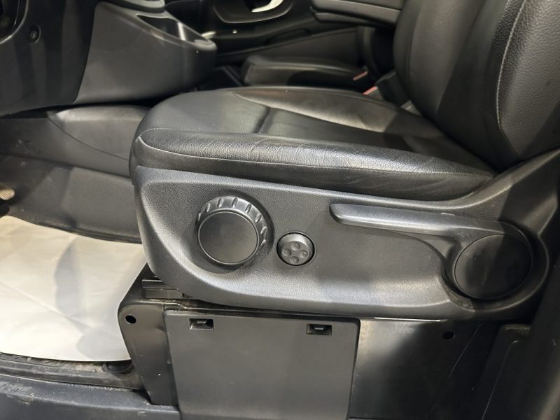 MERCEDES VITO 119 CDI Mixto Compact Select 4x4 9G-Tronic