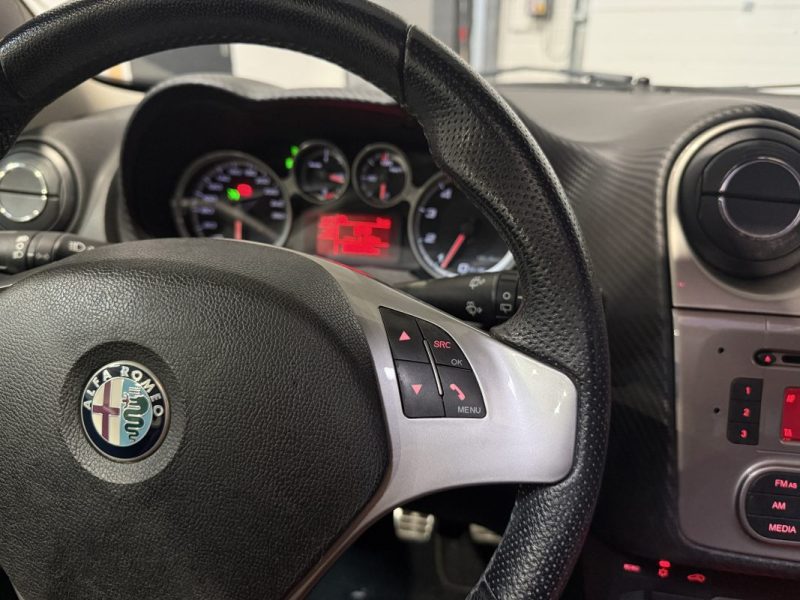 ALFA ROMEO MITO 1.4i 16v TURBO TJET 155ch SELECTIVE / Toit ouvrant / Distribution OK