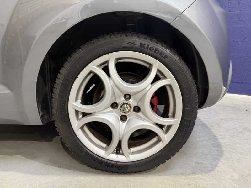 ALFA ROMEO MITO 1.4i 16v TURBO TJET 155ch SELECTIVE / Toit ouvrant / Distribution OK