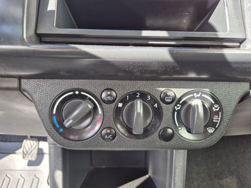 SUZUKI SWIFT 1.3 i 92ch 