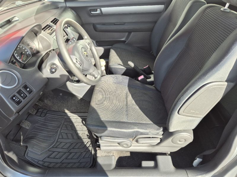 SUZUKI SWIFT 1.3 i 92ch 