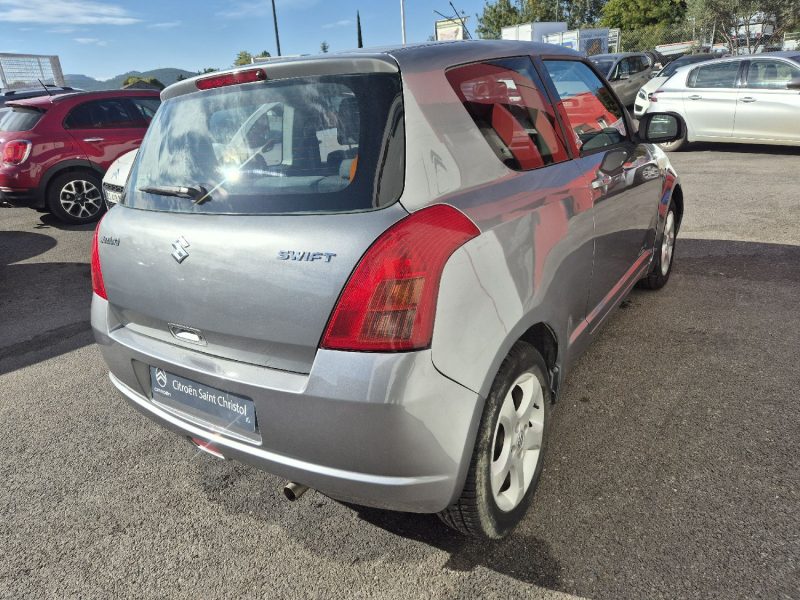SUZUKI SWIFT 1.3 i 92ch 