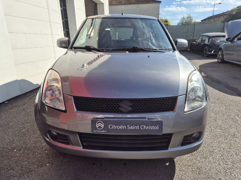 SUZUKI SWIFT 1.3 i 92ch 