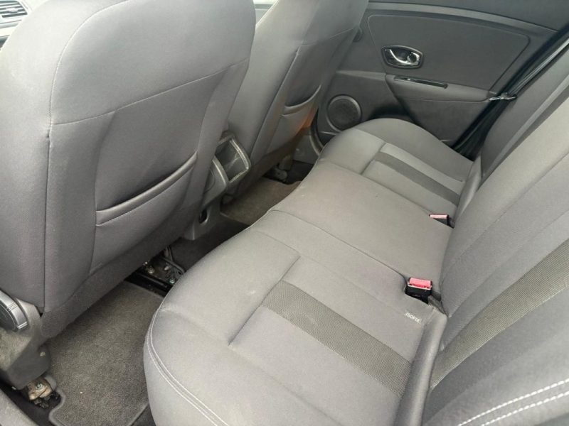 RENAULT MEGANE 1.5 DCI 110CH 🚗 Suivi complet ✅ Kit distribution  ✅ Garantie 6 mois 