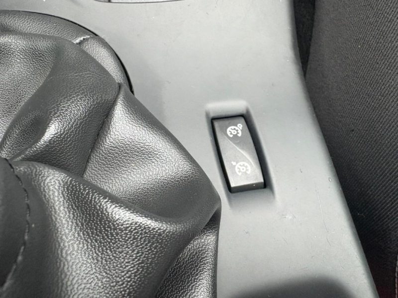 RENAULT MEGANE 1.5 DCI 110CH 🚗 Suivi complet ✅ Kit distribution  ✅ Garantie 6 mois 