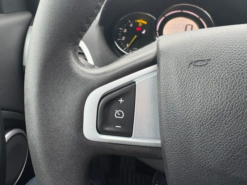 RENAULT MEGANE 1.5 DCI 110CH 🚗 Suivi complet ✅ Kit distribution  ✅ Garantie 6 mois 