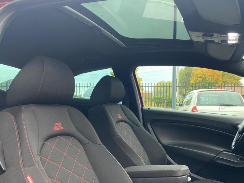 SEAT Ibiza Cupra Bocanegra 🚗❄️ Clim / Radar recul 📡 / Toit pano 🌞 / Reprise 🔄 Garantie 6 mois ✅