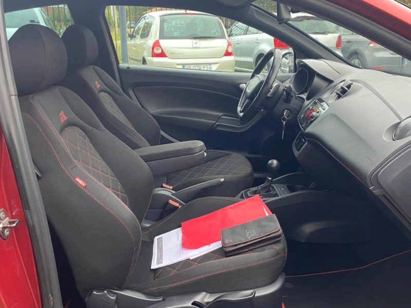 SEAT Ibiza Cupra Bocanegra 🚗❄️ Clim / Radar recul 📡 / Toit pano 🌞 / Reprise 🔄 Garantie 6 mois ✅