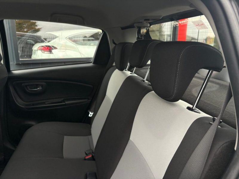 TOYOTA YARIS Hybrid 100h 🔋🚗 Première main - Caméra recul 📹 Reprise 💰🔄 Garantie 6 mois ✅