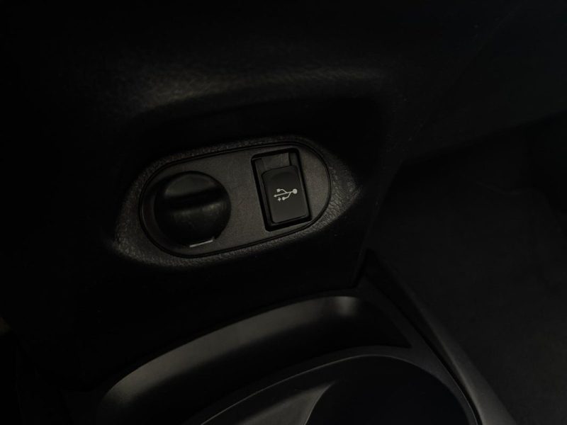 TOYOTA YARIS Hybrid 100h 🔋🚗 Première main - Caméra recul 📹 Reprise 💰🔄 Garantie 6 mois ✅