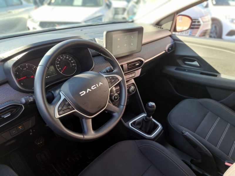 DACIA SANDERO STEPWAY GPL 100 CV EXPRESSION PRIX HT SPECIAL EXPORT ALGERIE  