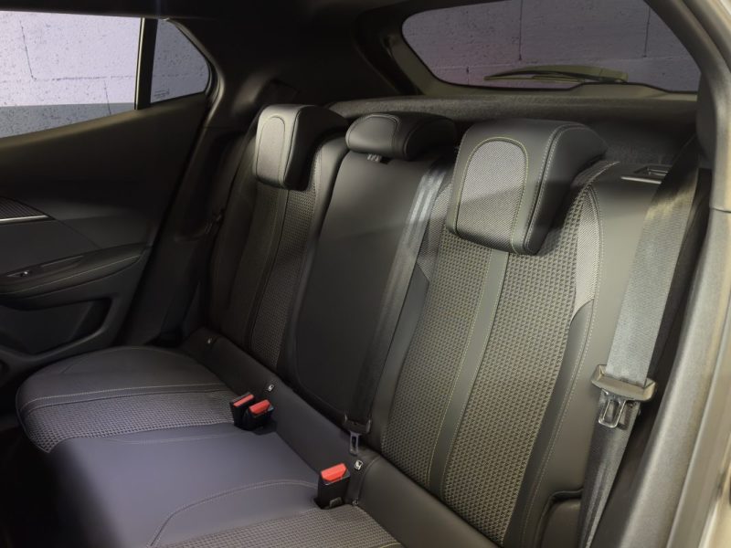 PEUGEOT 2008 1.2 130CH GT EAT8 26.000KM GARANTIE 10ANS