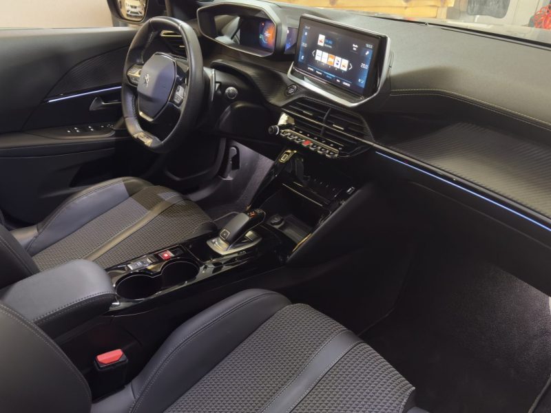 PEUGEOT 2008 1.2 130CH GT EAT8 26.000KM GARANTIE 10ANS