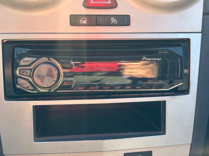 OPEL CORSA 1.0 TWINPORT 65 ESSENTIA 2009