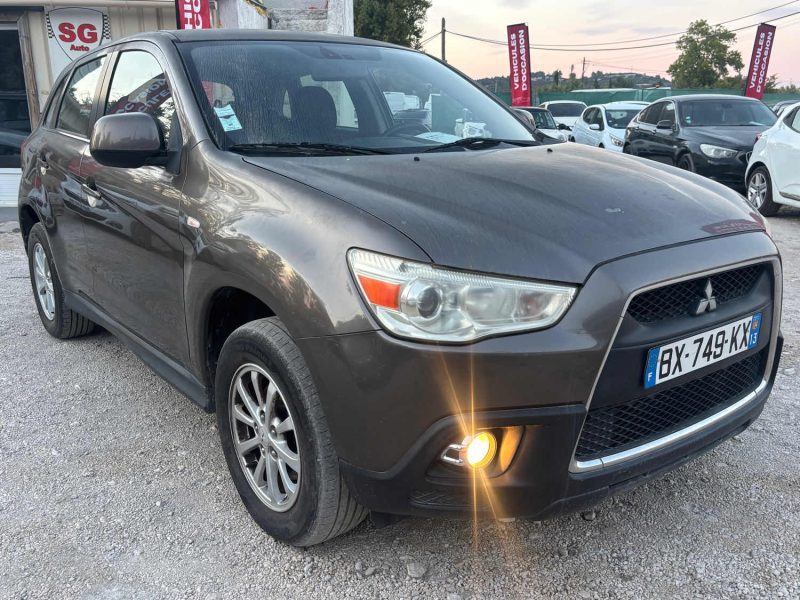 MITSUBISHI ASX  2011