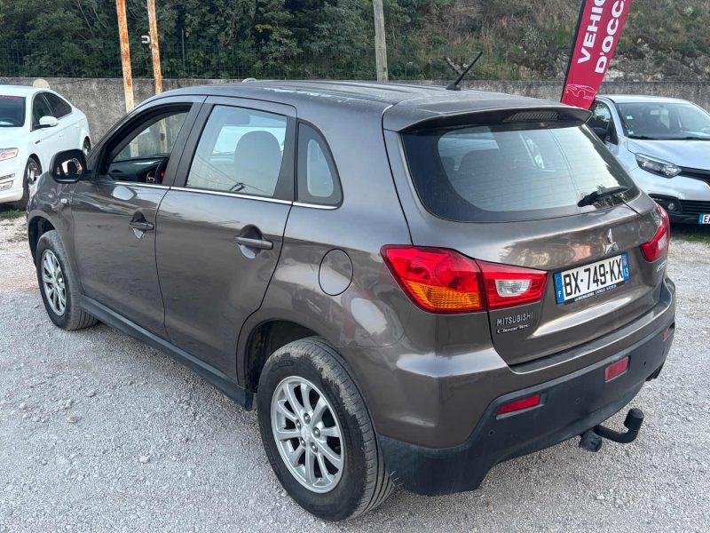 MITSUBISHI ASX  2011