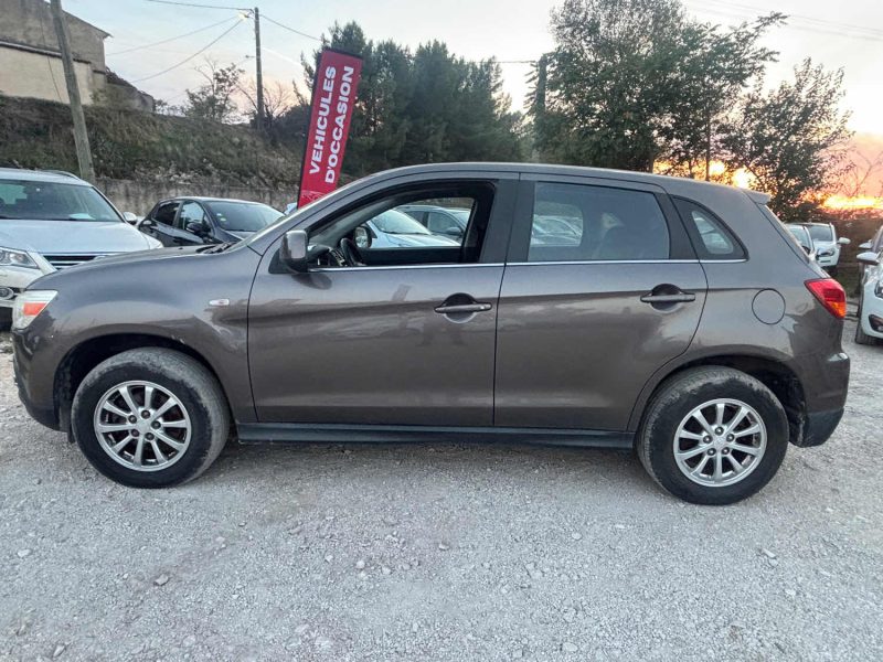 MITSUBISHI ASX  2011