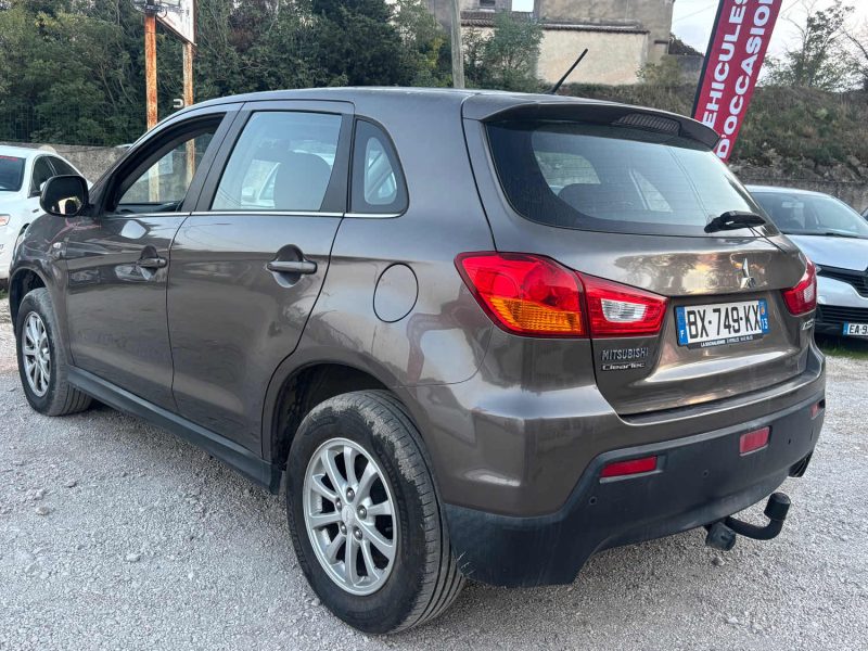 MITSUBISHI ASX  2011