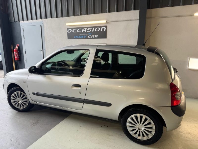 RENAULT CLIO  1.2 CAMPUS 2006 (75 750 KMS) GARANTIE 