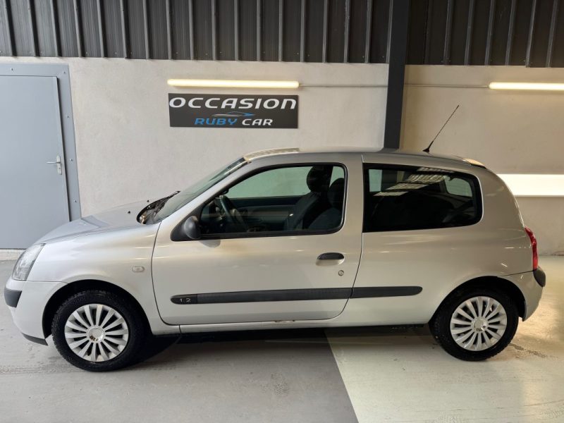 RENAULT CLIO  1.2 CAMPUS 2006 (75 750 KMS) GARANTIE 