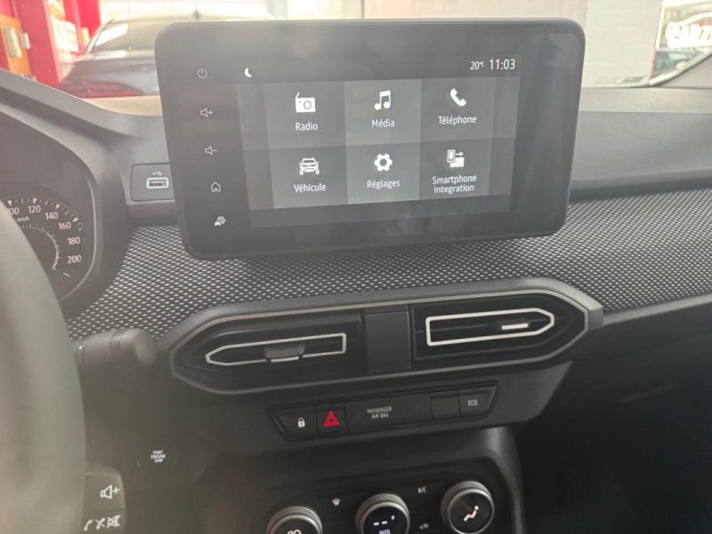 DACIA LOGAN 1.0 TCE 100cv EXPRESSION 2025/NEUF/EXPORT 11890 HT