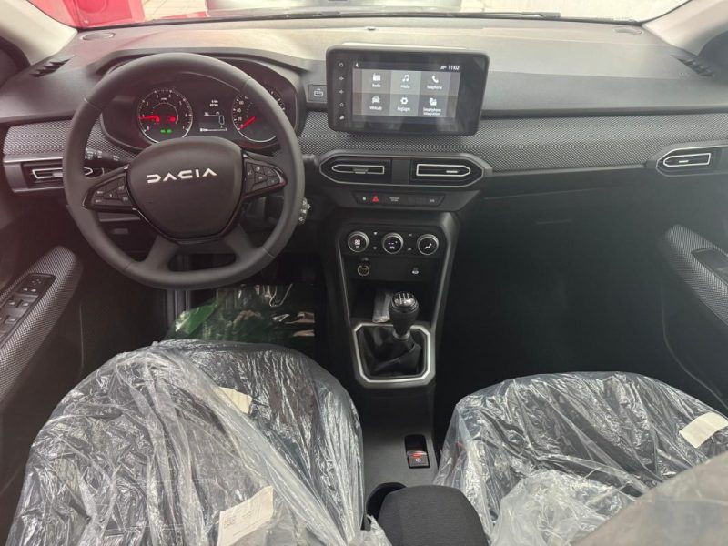 DACIA LOGAN 1.0 TCE 100cv EXPRESSION 2025/NEUF/EXPORT 11890 HT