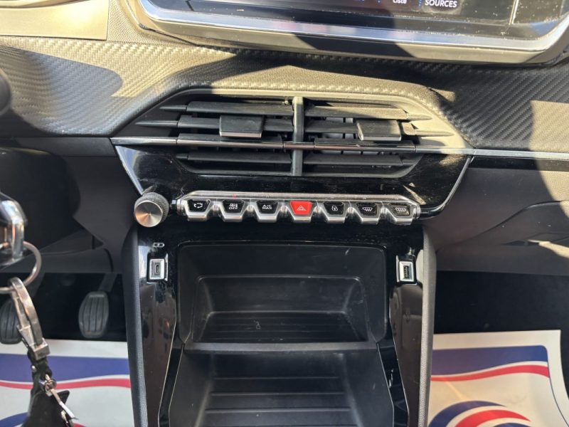 PEUGEOT 2008 1.2 PURETECH 100CH ALLURE 